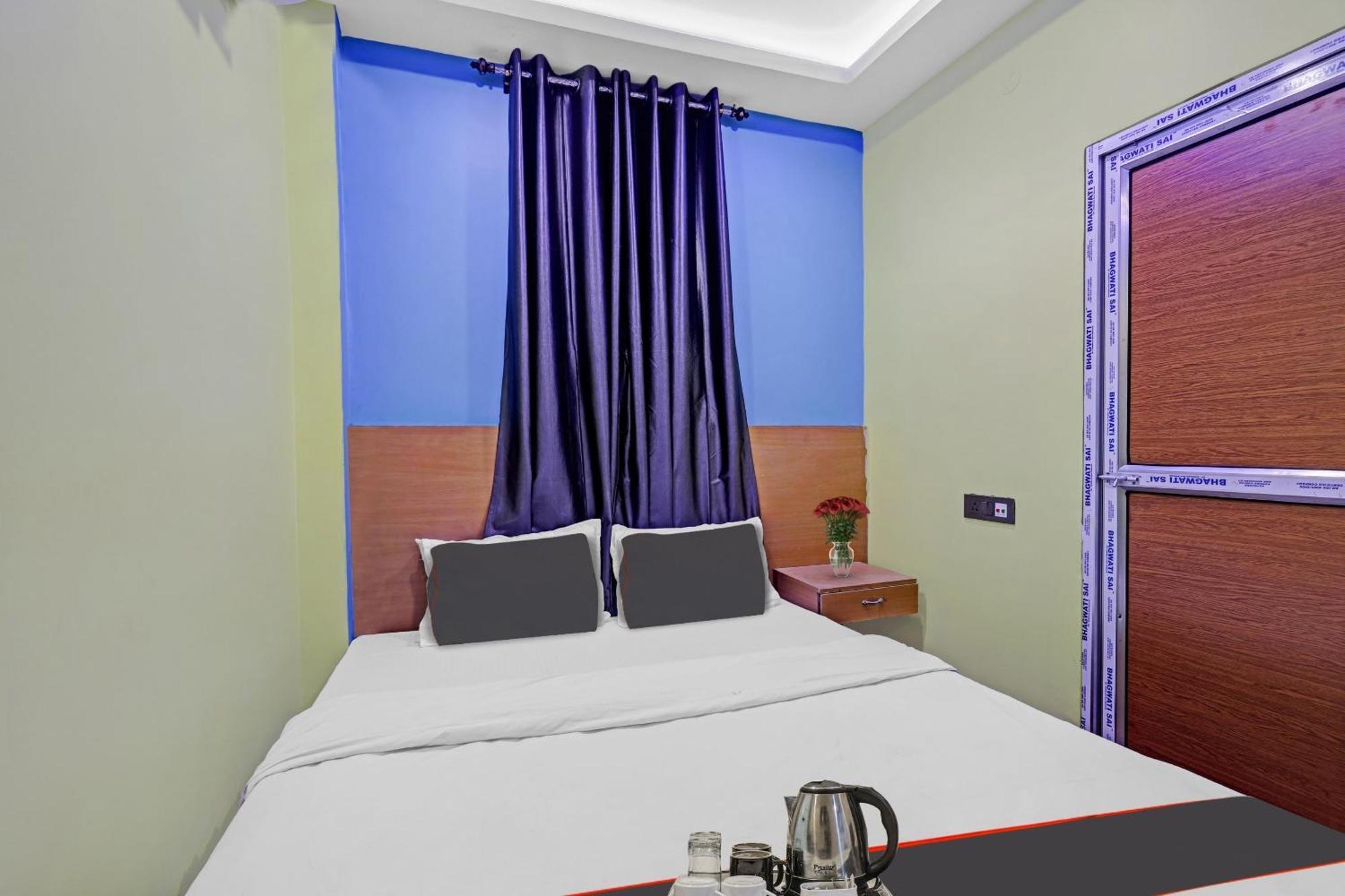 Hotel O Garchuk Market Formerly Trendz Stay Guwahati Bagian luar foto
