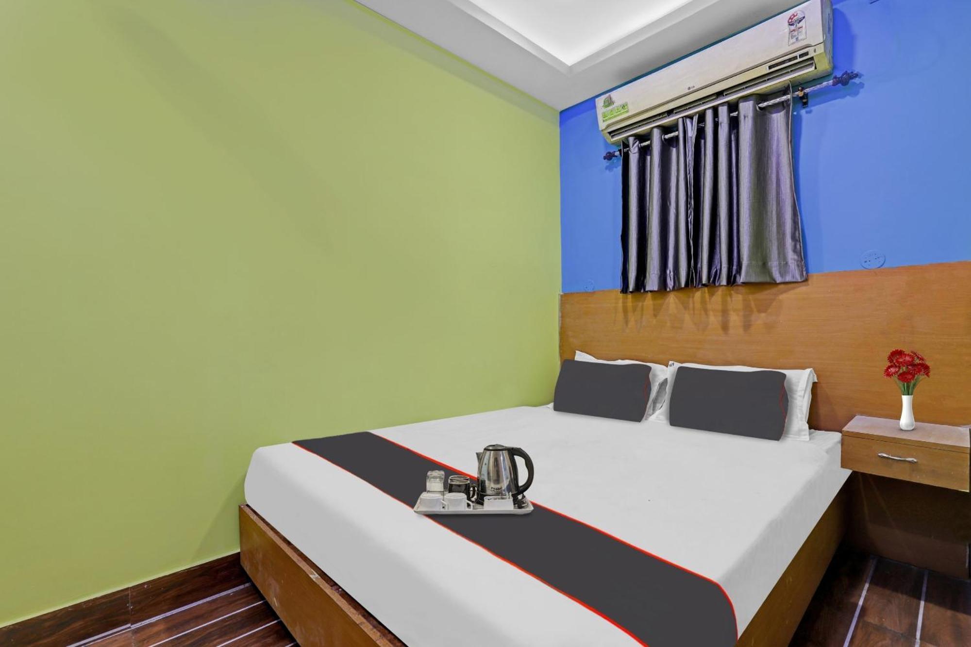 Hotel O Garchuk Market Formerly Trendz Stay Guwahati Bagian luar foto