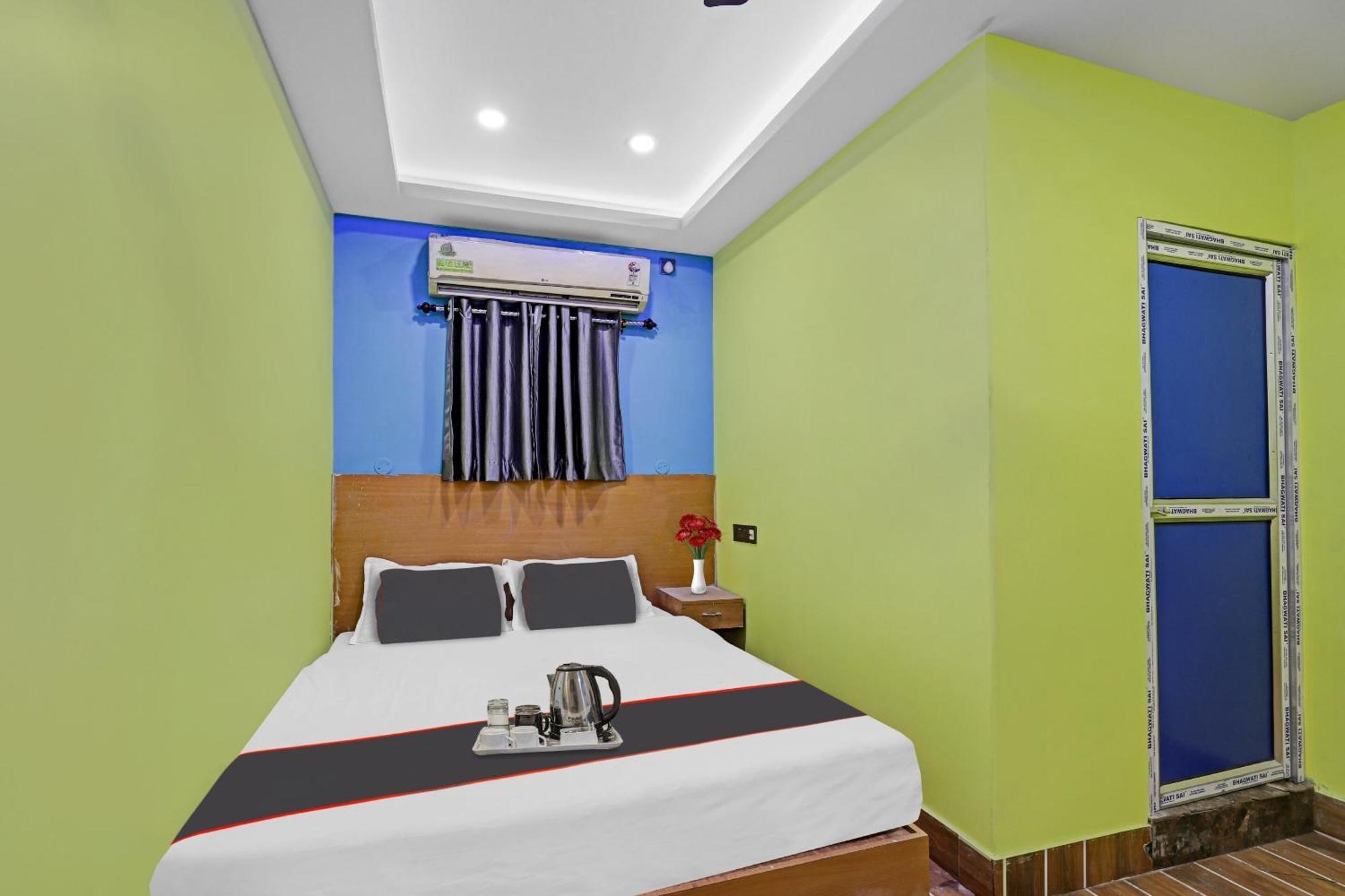 Hotel O Garchuk Market Formerly Trendz Stay Guwahati Bagian luar foto