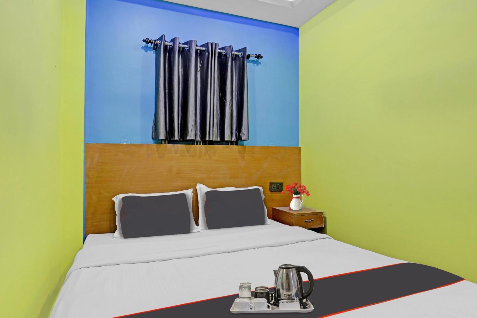 Hotel O Garchuk Market Formerly Trendz Stay Guwahati Bagian luar foto