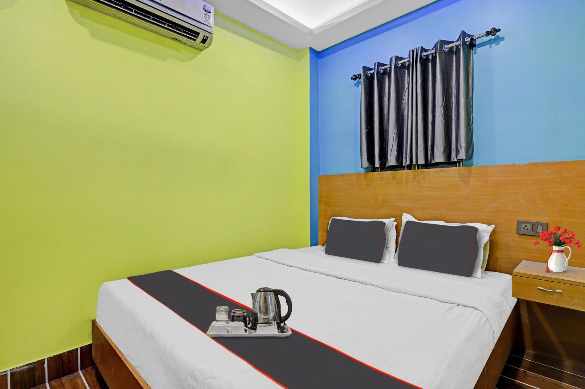 Hotel O Garchuk Market Formerly Trendz Stay Guwahati Bagian luar foto